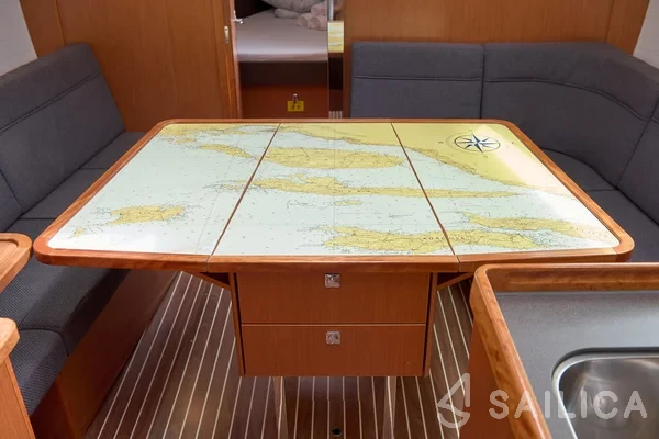 Bavaria 37 Cruiser - Yacht Charter Sailica