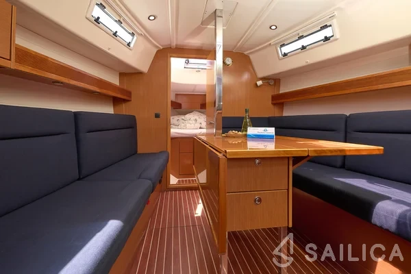 Bavaria 37 Cruiser - Yacht Charter Sailica