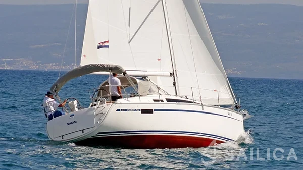 Bavaria 34 Cruiser - Yacht Charter Sailica