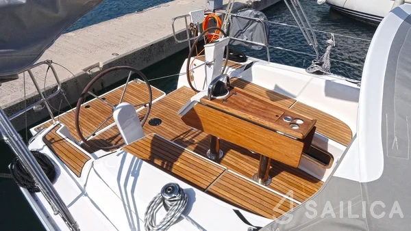 Bavaria 34 Cruiser - Yacht Charter Sailica