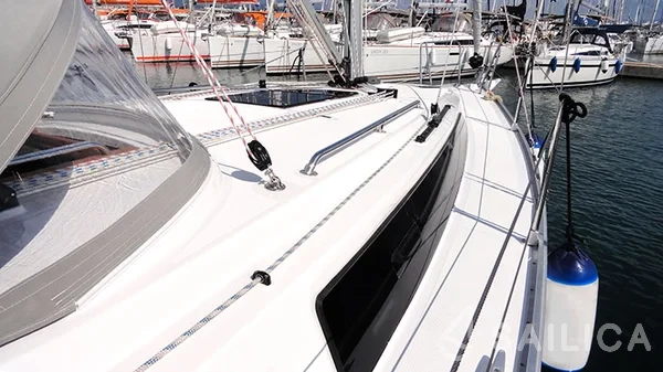 Bavaria 34 Cruiser - Yacht Charter Sailica