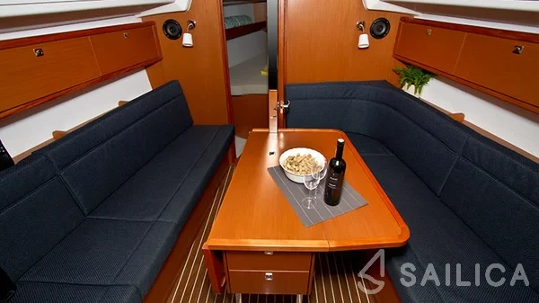 Bavaria 34 Cruiser - Yacht Charter Sailica