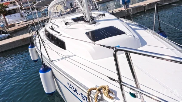 Bavaria 34 Cruiser - Yacht Charter Sailica