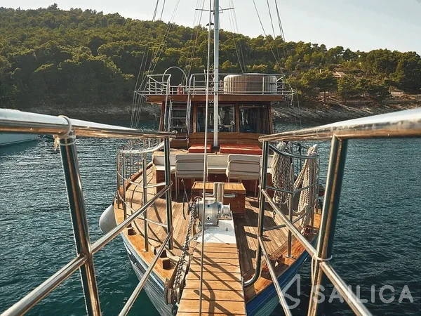 Gulet - Yacht Charter Sailica