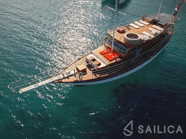 Gulet - Yacht Charter Sailica
