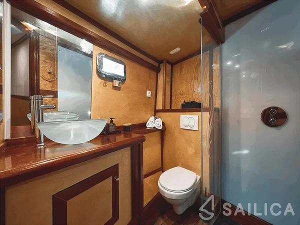 Gulet - Yacht Charter Sailica