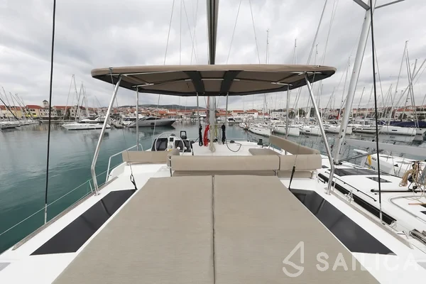 Bali 4.6 - Yacht Charter Sailica