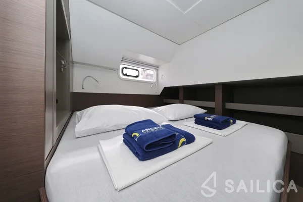 Bali 4.6 - Yacht Charter Sailica