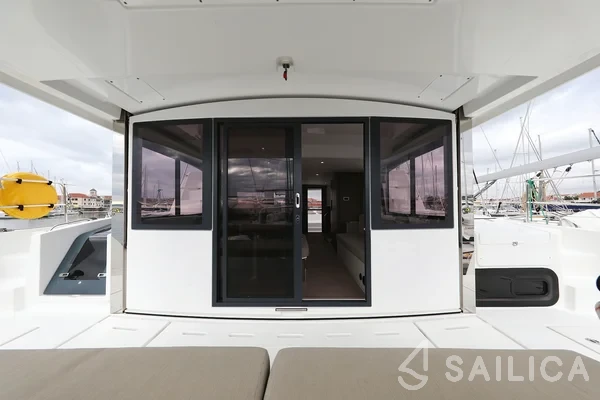 Bali 4.6 - Yacht Charter Sailica