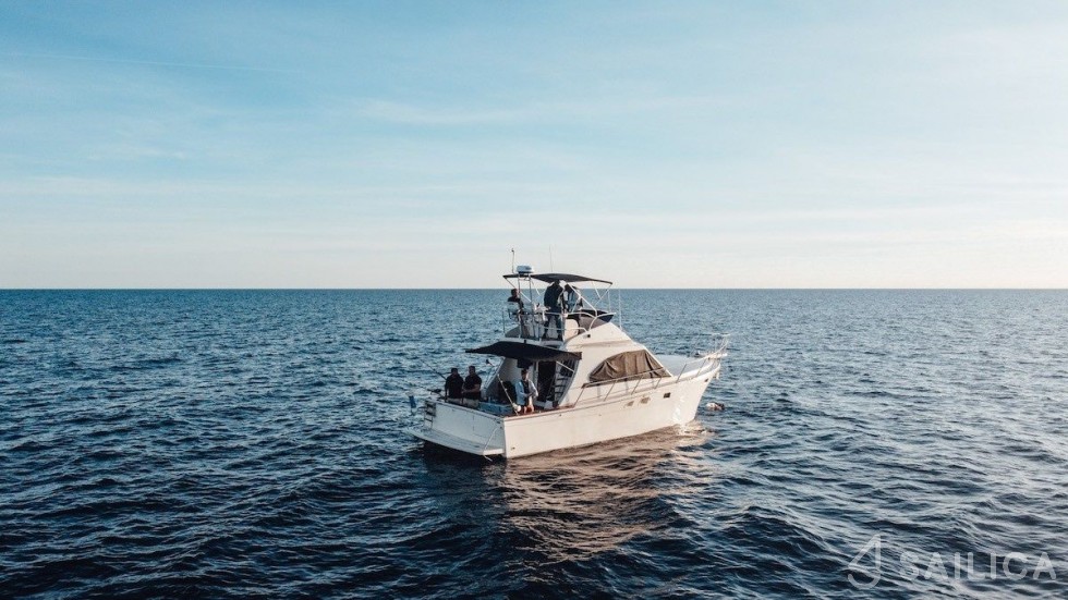 Cantieri Costa Smeralda Fisherman 38 - Yacht Charter Sailica