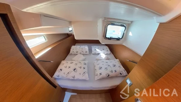 Sun Odyssey 440 - Yacht Charter Sailica