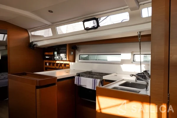 Sun Odyssey 440 - Yacht Charter Sailica