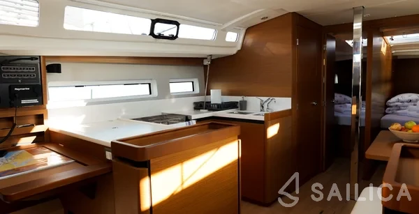 Sun Odyssey 440 - Yacht Charter Sailica