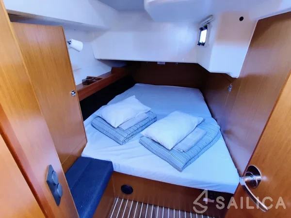 Bavaria 46 Cruiser - Yacht Charter Sailica