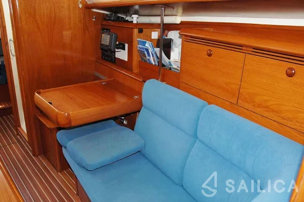 Sun Odyssey 35 - Yacht Charter Sailica