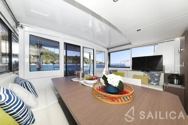 Bali 4.8  - Yacht Charter Sailica