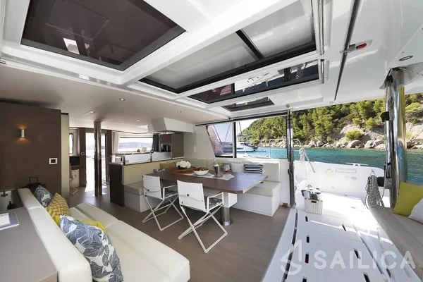 Bali 4.8  - Yacht Charter Sailica