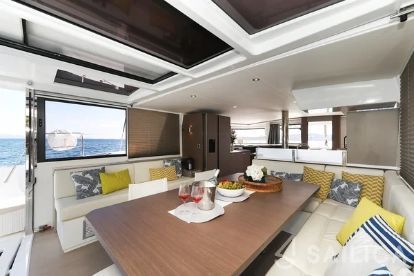 Bali 4.8  - Yacht Charter Sailica