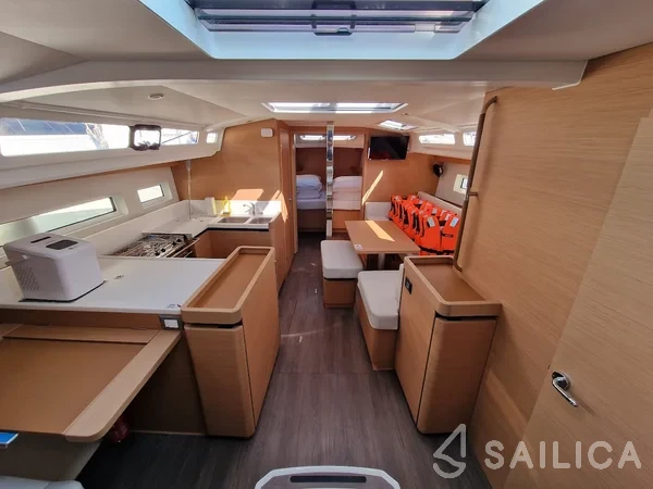 Sun Odyssey 440 - Yacht Charter Sailica