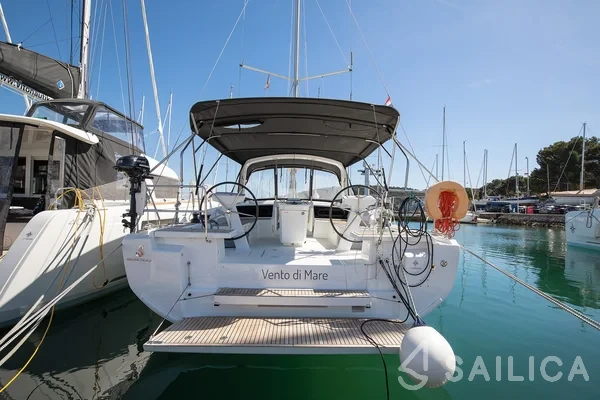 Oceanis 46.1 - Yacht Charter Sailica