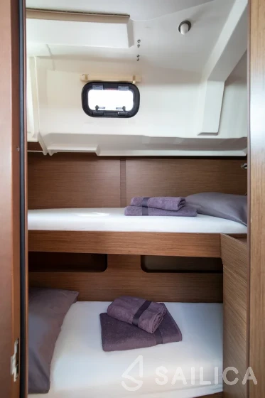 Oceanis 46.1 - Yacht Charter Sailica