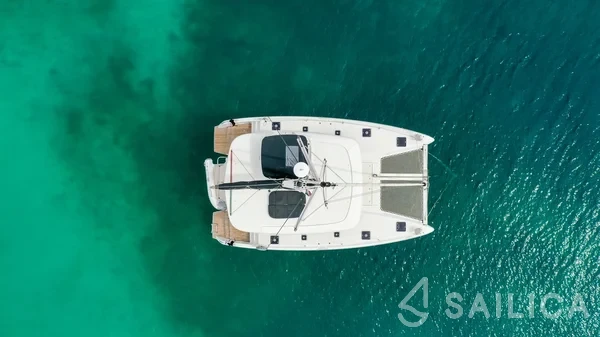Lagoon 42 - Yacht Charter Sailica