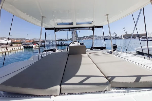 Lagoon 50 - Yacht Charter Sailica