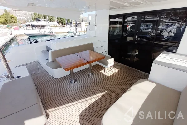 Lagoon 50 - Yacht Charter Sailica