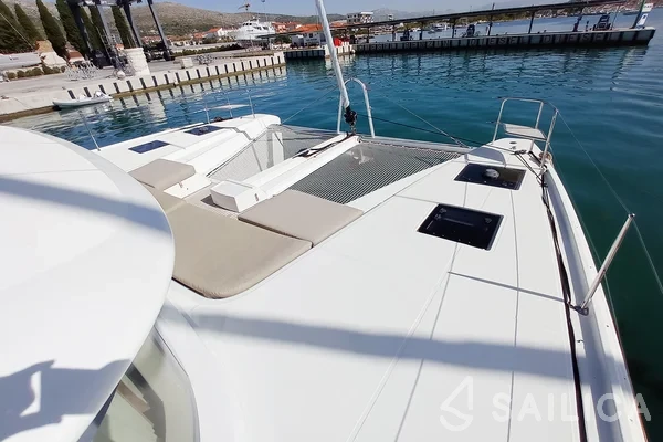 Lagoon 50 - Yacht Charter Sailica