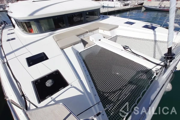 Lagoon 50 - Yacht Charter Sailica