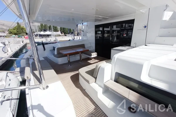Lagoon 50 - Yacht Charter Sailica