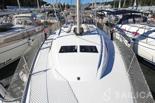 Bavaria 46 Cruiser - Yacht Charter Sailica