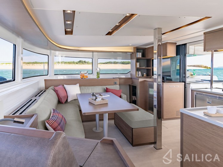 Lagoon 46  - Photo #21 Lagoon 46  - Yacht Charter Sailica