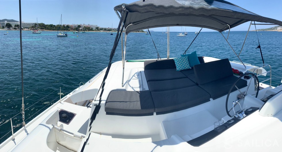 Lagoon 46  - Photo #10 Lagoon 46  - Yacht Charter Sailica