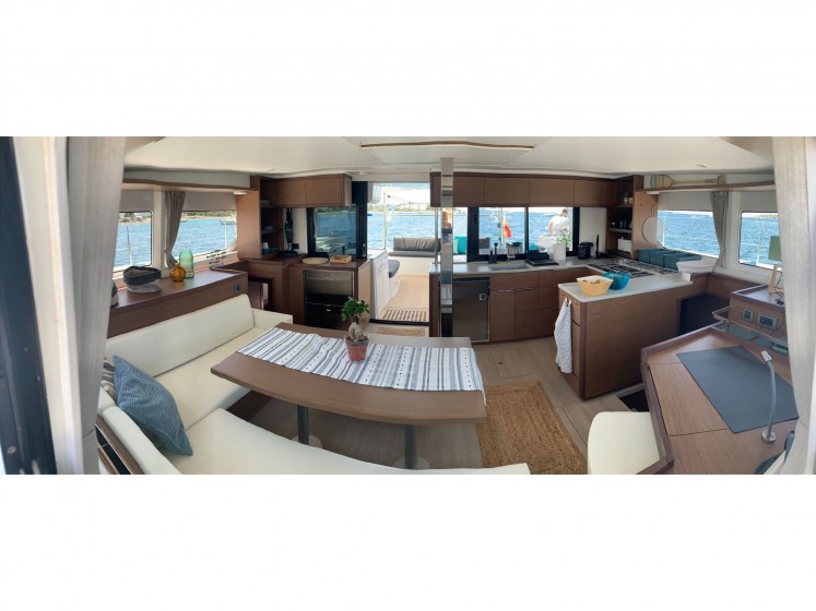 Lagoon 46  - Photo #23 Lagoon 46  - Yacht Charter Sailica