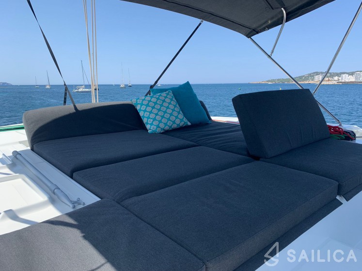 Lagoon 46  - Photo #11 Lagoon 46  - Yacht Charter Sailica