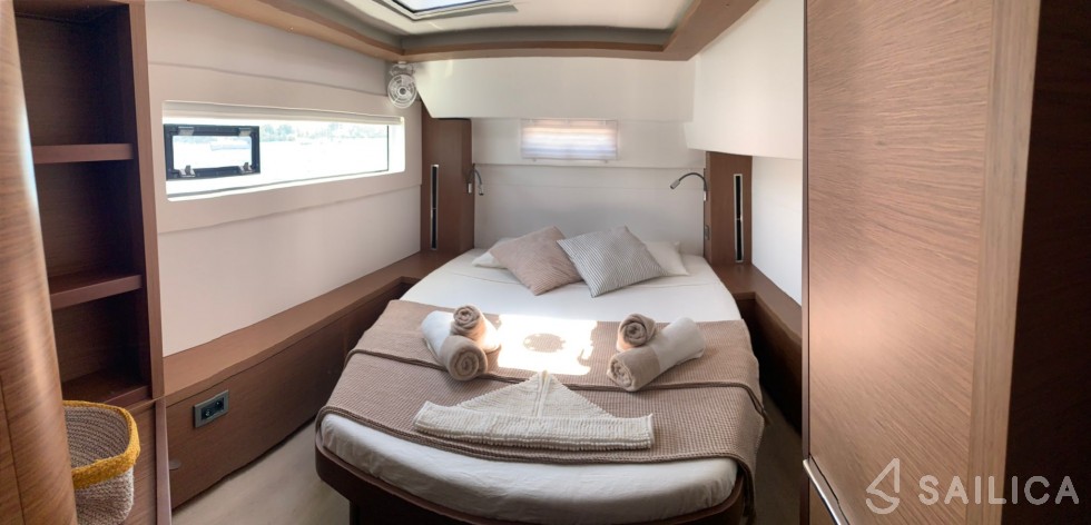 Lagoon 46  - Photo #29 Lagoon 46  - Yacht Charter Sailica