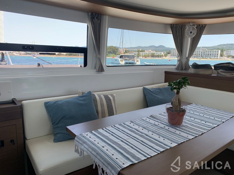 Lagoon 46  - Photo #24 Lagoon 46  - Yacht Charter Sailica