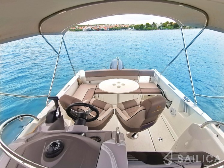Cap Camarat 650 - Yacht Charter Sailica