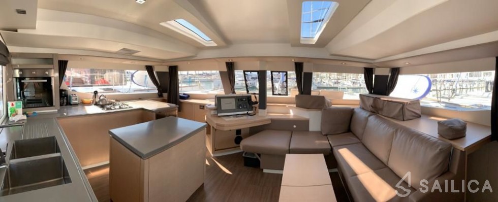 Saba 50 - Yacht Charter Sailica
