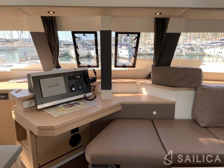 Saba 50 - Yacht Charter Sailica