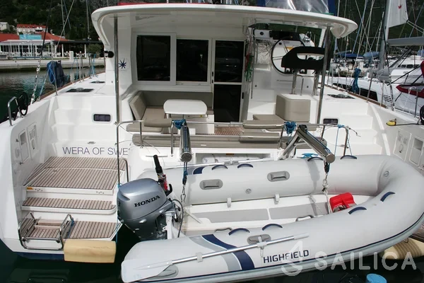 Lagoon 40 - Yacht Charter Sailica