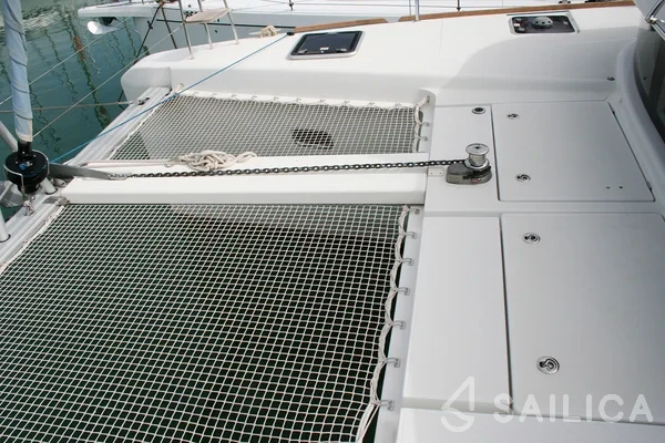 Lagoon 40 - Yacht Charter Sailica