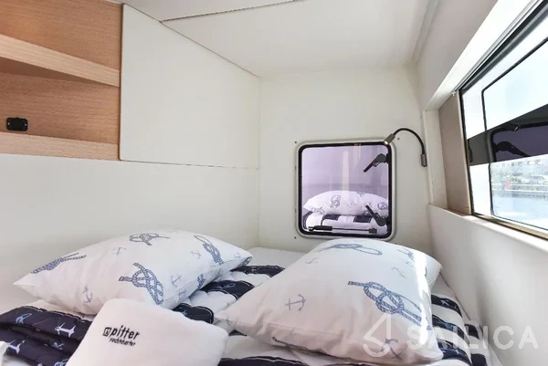 Nautitech 40 open NEW - 4 + 2 cab. - Yacht Charter Sailica