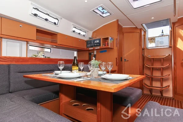 Bavaria 45 Cruiser - Yacht Charter Sailica
