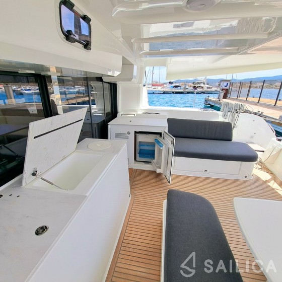 Lagoon 46 - 4 + 2 cab. - Yacht Charter Sailica