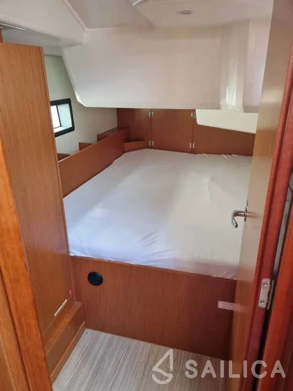 Bavaria C38 - Photo #51 Bavaria C38 - Yacht Charter Sailica