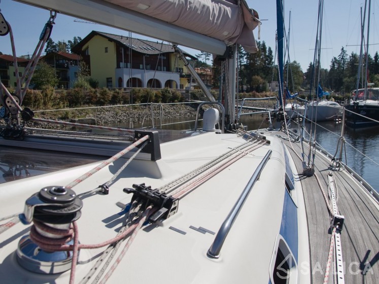 Bavaria 320 - Yacht Charter Sailica