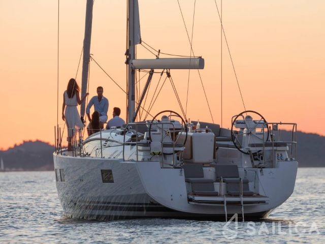 Jeanneau 51 - Yacht Charter Sailica