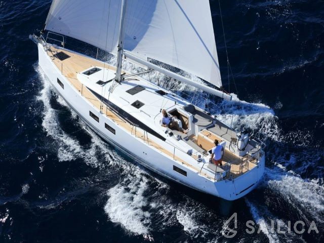 Jeanneau 51 - Yacht Charter Sailica